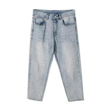 Load image into Gallery viewer, Sicilian men&#39;s summer loose straight casual pants men&#39;s Korean version of the trend of men&#39;s nine-point light blue jeans
