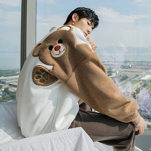 Sicilian men's autumn and winter round neck long-sleeved lamb hair embroidery flocking cute bear loose lazy style sweater