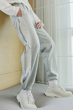 Load image into Gallery viewer, Sicilian men&#39;s spring new casual pants design sense embroidery letter trousers Korean version of the trend of men&#39;s leggings
