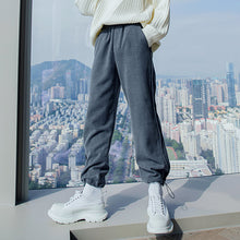 Load image into Gallery viewer, Sicilian Men&#39;s Winter New Casual Pants Patch Strips Loose All-match Drawstring Pants Hong Kong Style Woolen Pants
