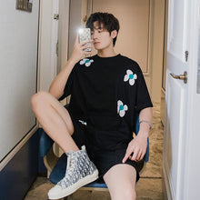 Load image into Gallery viewer, Sicilian men&#39;s summer white short-sleeved men&#39;s tide brand trend loose men&#39;s five-point sleeve creative printing t-shirt
