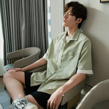 Load image into Gallery viewer, Sicilian men&#39;s spring short-sleeved shirt male Korean version of the trend handsome five-point sleeve loose men&#39;s half-sleeved shirt
