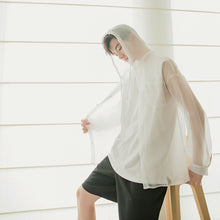 Load image into Gallery viewer, Sicilian men&#39;s summer thin long-sleeved ice silk shirt men&#39;s Korean version of the trend of men&#39;s sun protection shirt loose shirt
