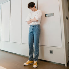 Load image into Gallery viewer, Sicilian Men&#39;s Spring Men&#39;s Trousers Casual Pants Men&#39;s Korean Trend Blue Loose Straight Jeans
