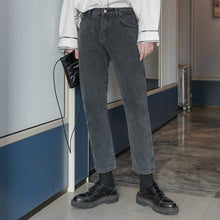 Load image into Gallery viewer, Sicilian men&#39;s trendy loose straight-leg jeans men&#39;s autumn black new men&#39;s small feet nine-point casual pants
