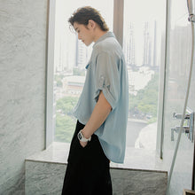 Load image into Gallery viewer, Sicilian men&#39;s summer short-sleeved denim shirt male Korean version of the trend handsome loose men&#39;s blue ice silk shirt
