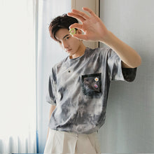 Load image into Gallery viewer, Sicilian men&#39;s summer Hong Kong style half-sleeved men&#39;s trend five-point sleeve loose boys gradient tie-dye short-sleeved t-shirt
