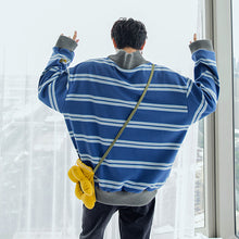 Load image into Gallery viewer, Sicilian men&#39;s winter new high-neck sweater stitching loose embroidery stitching casual men&#39;s pullover sweater
