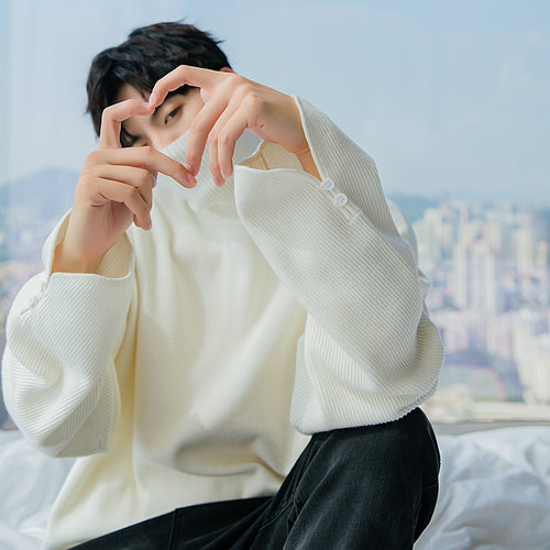 Sicilian men's winter new turtleneck sweater design sense of slit loose loose trend youth bottoming sweater