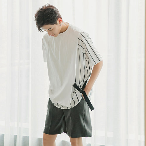 Sicilian men's clothing Hong Kong style short-sleeved men's trend loose white men's design sense striped stitching fake two-piece t-shirt