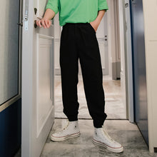 Load image into Gallery viewer, Sicilian men&#39;s autumn youth black casual pants men&#39;s Korean version of the trend of nine-point loose straight leggings pants
