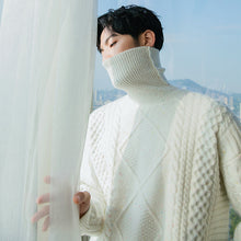 Load image into Gallery viewer, Sicilian men&#39;s winter new thick turtleneck sweater twist color Korean trend handsome men&#39;s sweater
