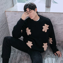 Load image into Gallery viewer, Sicilian men&#39;s black round neck sweater men&#39;s autumn long-sleeved loose lazy bear jacquard sweater pullover
