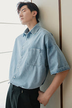 Load image into Gallery viewer, Sicilian men&#39;s summer thin short-sleeved denim shirt male Korean style trendy handsome loose boys half-sleeved shirt
