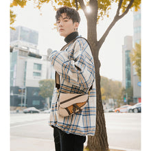 Load image into Gallery viewer, 【Spot quick delivery】Tops Korean style trendy boys loose woolen plaid V-neck sweater men&#39;s trend
