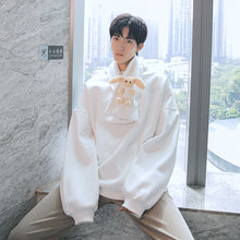 Load image into Gallery viewer, Sicilian men&#39;s Korean style lazy bear sweater men&#39;s loose round neck trend wild 2020 autumn tops
