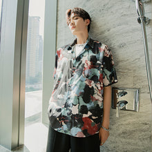 Load image into Gallery viewer, Sicilian men&#39;s summer retro flower shirt male Korean version of the trend handsome casual boys short-sleeved floral shirt

