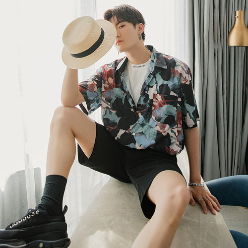 Sicilian men's summer retro flower shirt male Korean version of the trend handsome casual boys short-sleeved floral shirt