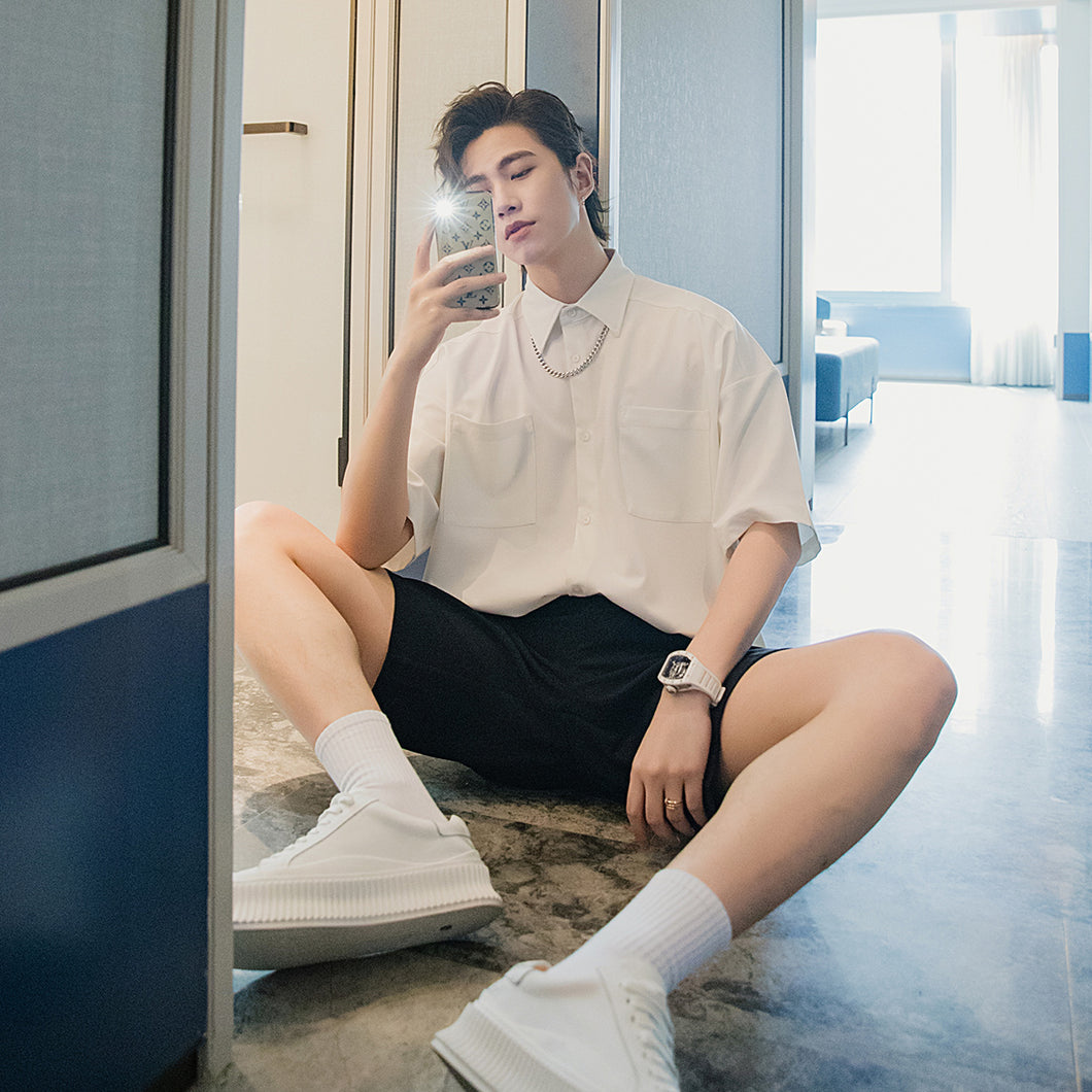 Sicilian men's summer thin white short-sleeved shirt male Korean version of the trend loose men's five-point sleeve white shirt