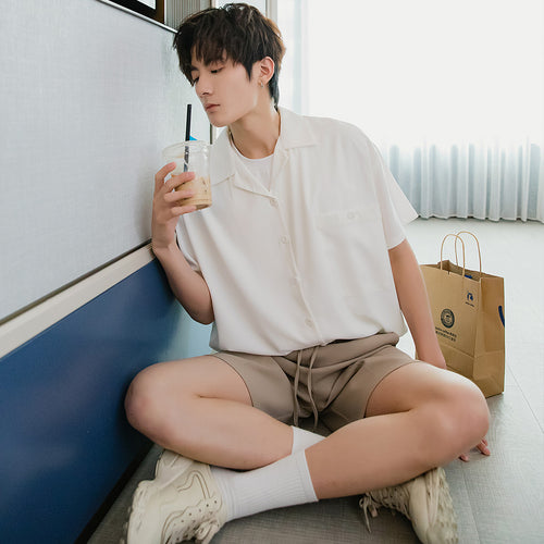 Sicilian men's short-sleeved shirt male Korean version of the trend loose men's casual white half-sleeved ice silk shirt