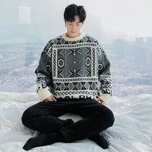 Load image into Gallery viewer, Sicilian men&#39;s winter new round neck sweater contrast jacquard retro style loose trend pullover sweater men
