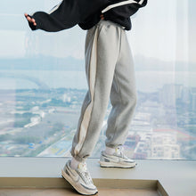 Load image into Gallery viewer, Sicilian men&#39;s spring new style trousers contrast stitching loose casual pants trendy handsome teenagers trousers
