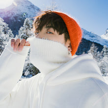 Load image into Gallery viewer, Sicilian men&#39;s trendy loose top men&#39;s autumn knit stitching and velvet high-neck hooded sweater men
