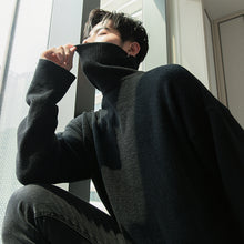 Load image into Gallery viewer, Sicilian men&#39;s bottoming sweater handsome spring and autumn men&#39;s loose lazy turtleneck sweater men
