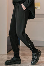 Load image into Gallery viewer, Sicilian men&#39;s wear 2021 new trendy brand ins port style slit waist pants boys spring and autumn casual trousers

