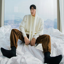 Load image into Gallery viewer, Sicilian men&#39;s sweater hat detachable loose casual all-match college style men&#39;s sweater
