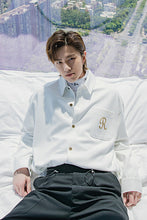 Load image into Gallery viewer, Sicilian men&#39;s handsome lapel embroidery trend casual white shirt men&#39;s long-sleeved Korean boys autumn tops
