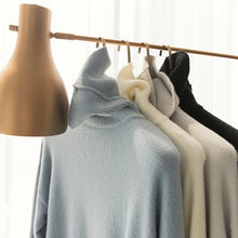 Load image into Gallery viewer, Sicilian men&#39;s bottoming sweater handsome spring and autumn men&#39;s loose lazy turtleneck sweater men
