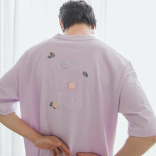Load image into Gallery viewer, Sicilian men&#39;s summer new letter embroidery t-shirt men&#39;s short-sleeved loose casual youth flower t-shirt 4599714524822 4599714524824
