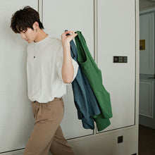 Load image into Gallery viewer, Sicilian men&#39;s summer Korean version of the trend of men&#39;s five-point sleeve bottoming shirt loose half-sleeved white short-sleeved t-shirt men
