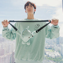 Load image into Gallery viewer, Sicilian men&#39;s assembly shoulder bag autumn Korean style tops men&#39;s loose white bear cute sweater men&#39;s trend
