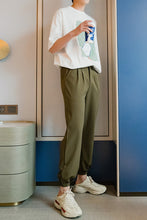 Load image into Gallery viewer, Sicilian Men&#39;s Thin Section Men&#39;s Casual Pants Men&#39;s Korean Style Trend Nine Points Loose Straight Legs
