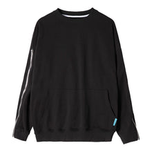 Load image into Gallery viewer, Sicilian men&#39;s spring Korean white men&#39;s shirt loose stitching fake two-piece round neck sweater men&#39;s trend
