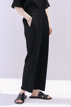 Load image into Gallery viewer, Sicilian Men&#39;s Sports Casual Pants Men&#39;s Summer Thin Loose Men&#39;s Wild Straight Striped Knitted Long Pants
