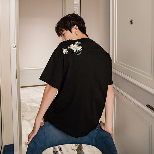 Sicilian men's summer white short-sleeved men's tide brand trend loose men's five-point sleeve Korean embroidered t-shirt