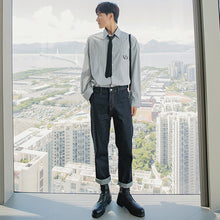 Load image into Gallery viewer, Sicilian men&#39;s autumn college style tie shirt men&#39;s Korean trend loose men&#39;s embroidered vertical striped shirt
