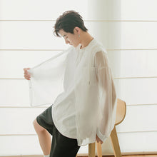 Load image into Gallery viewer, Sicilian men&#39;s summer thin long-sleeved ice silk shirt men&#39;s Korean version of the trend of men&#39;s sun protection shirt loose shirt
