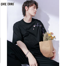 Load image into Gallery viewer, Sicilian men&#39;s flower embroidery short-sleeved t-shirt men&#39;s 2021 new summer loose men&#39;s casual t-shirt
