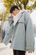 Load image into Gallery viewer, Sicilian men&#39;s men&#39;s short woolen coat men&#39;s Korean version of the trend of winter loose haze blue woolen coat men

