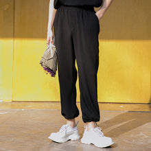 Load image into Gallery viewer, Sicilian men&#39;s spring pleated casual pants trend wild youth loose-fitting pants men&#39;s sports cropped trousers 4752137919901 4752137919903 4752137919897 4752137919899
