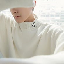 Load image into Gallery viewer, Sicilian men&#39;s spring men&#39;s bottoming sweater white loose half turtleneck sweater men Korean version of the trend
