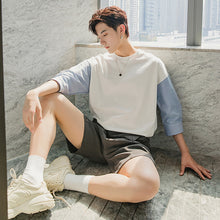 Load image into Gallery viewer, Sicilian men&#39;s summer half-sleeved men&#39;s trend loose men&#39;s white three-quarter sleeve stitching contrast short-sleeved t-shirt
