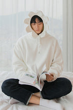 Load image into Gallery viewer, Sicilian men&#39;s autumn and winter models solid color loose top design cute hat solid color youth hooded sweater
