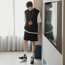 Load image into Gallery viewer, 【Limited Time Special】Embroidered five-point pants men&#39;s Korean style trend loose straight men&#39;s black casual shorts
