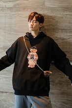 Load image into Gallery viewer, Sicilian men&#39;s clothing send shoulder bag autumn men&#39;s Korean style shirt loose embroidery bear hooded sweater men trend

