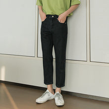 Load image into Gallery viewer, Sicilian men&#39;s spring casual pants men&#39;s Korean version of the trend of men&#39;s nine-point loose black straight jeans
